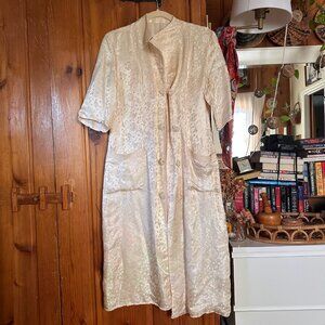 Vintage 1940s House Robe, White silk Size S/M